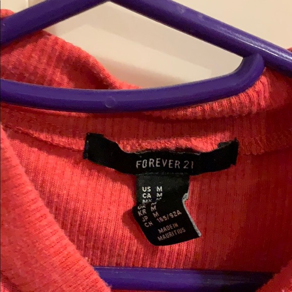 Halter salmon tank top - Picture 2 of 2